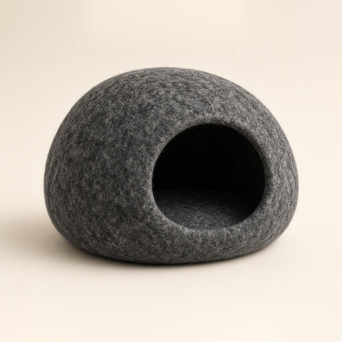 The Classic Cave – Charcoal